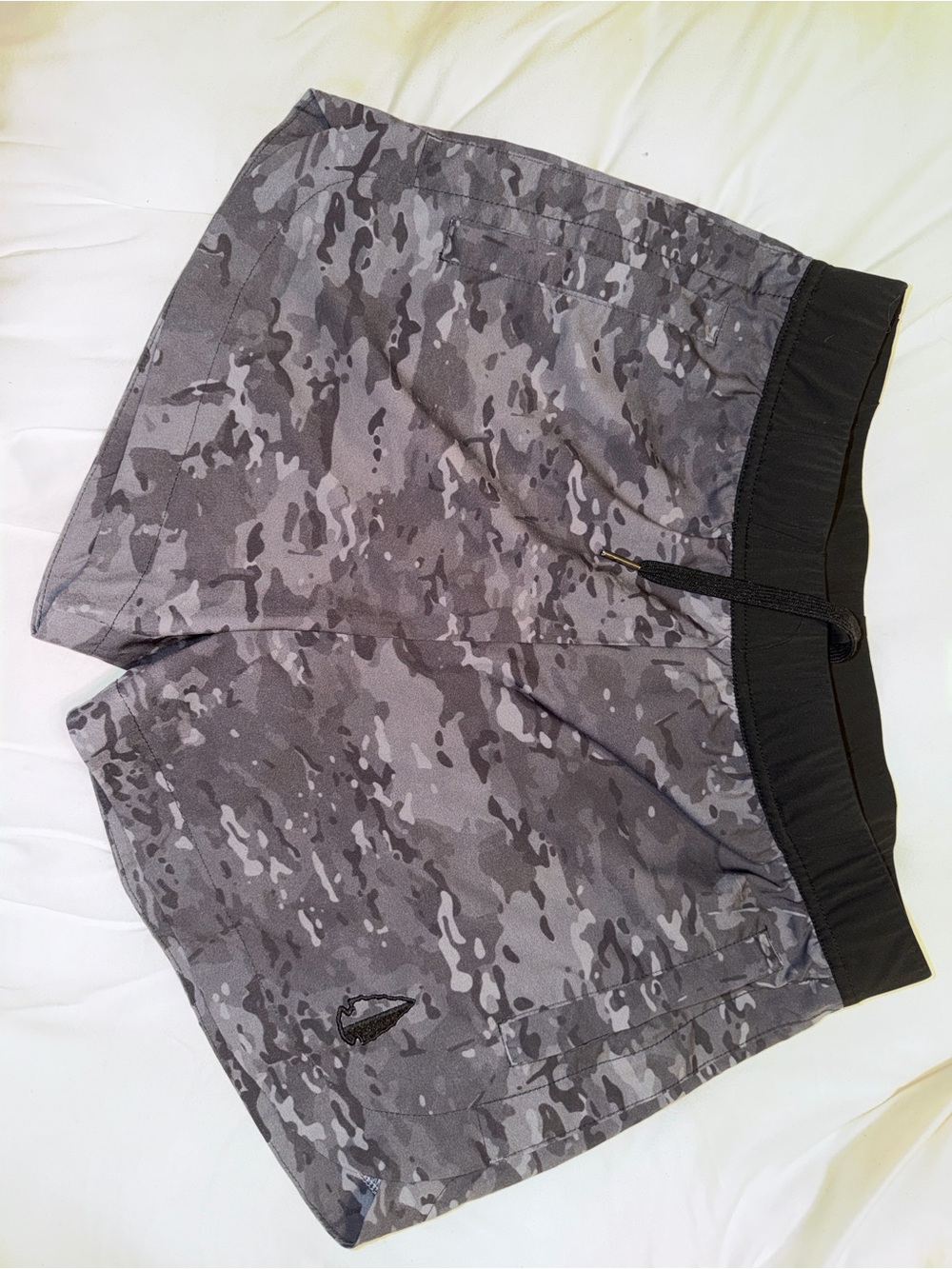 Tachuntfish Women’s Gray Camo Athletic Shorts with Elastic Waistband